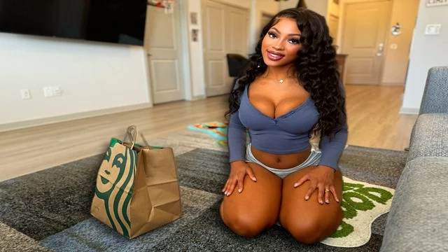 Thumbnail do vídeo: Cheating on My Girlfriend with the Busty Neighbor