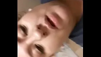 Thumbnail do vídeo: Public Rub - Erotic Pussy Action
