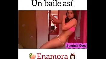 Thumbnail do vídeo: Deslizando em Atração