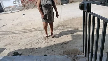Thumbnail do vídeo: Meus vizinhos nem imaginam que estou filmando porno caseiro