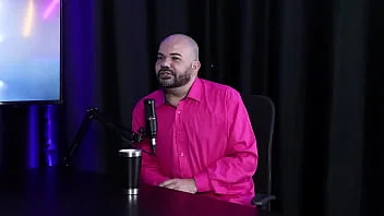 Thumbnail do vídeo: Ele não conseguia bater punheta, só homens e dominação - Paulo Avelar