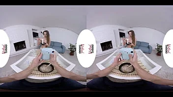 Thumbnail do vídeo: VIRTUAL TABOO - Too Big for Her Hole